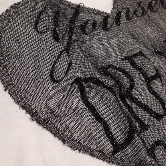 GEORGE white tee with black heart shape - Picture 4 of 4